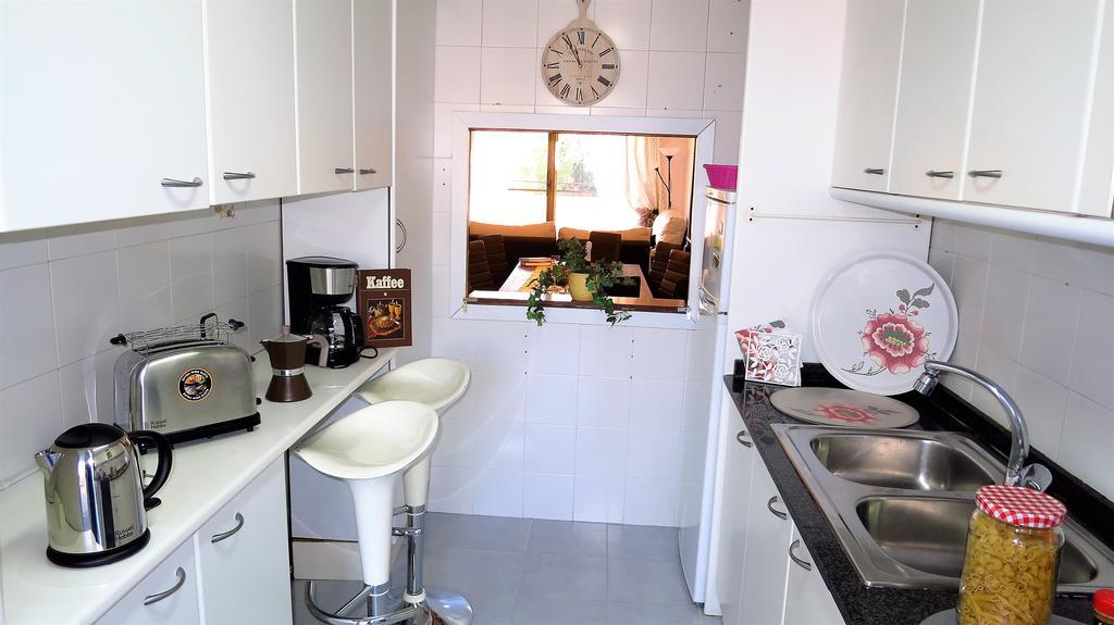 Claire Seaview & Beach-Apartment مونغات المظهر الخارجي الصورة