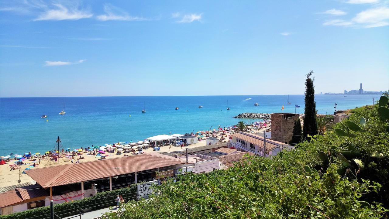 Claire Seaview & Beach-Apartment مونغات المظهر الخارجي الصورة